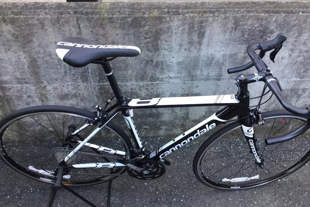 大特価 キャノンデール CAAD8(キャドエイト)105完成車 2016 ロード