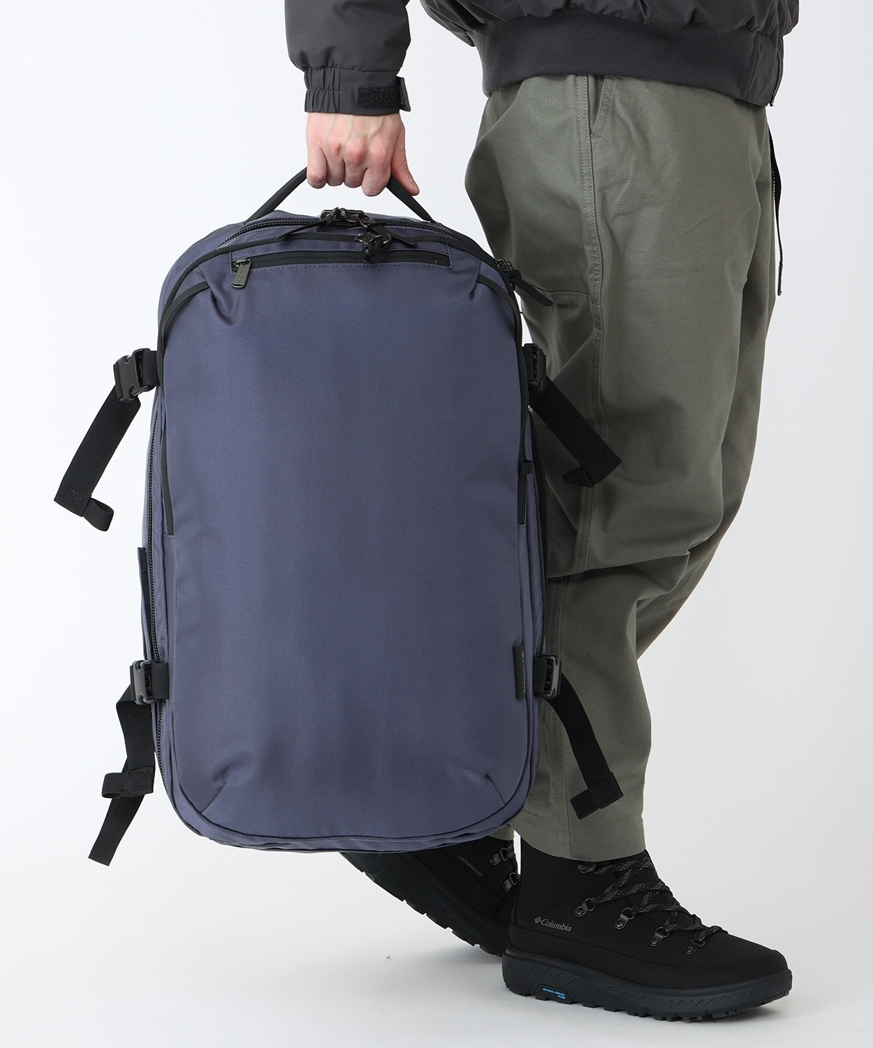 タイガーブルック40Lトラベルバックパック(O/S Dark Mountain