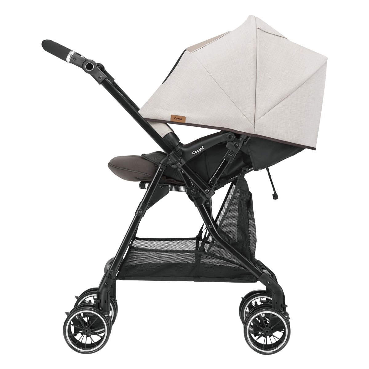 スゴカルα compact エッグショック AW（AEON限定モデル）｜コンビ公式