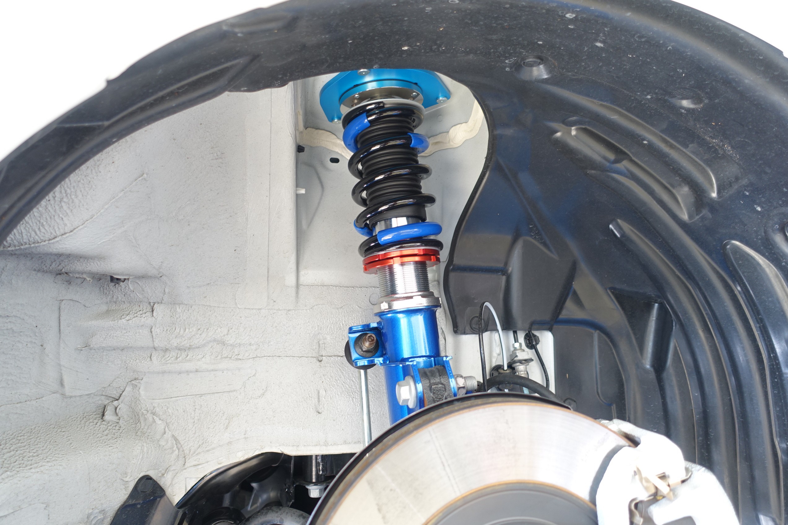 走り』『快適性』『お値段』それら全てのトータルバランスに優れた当店