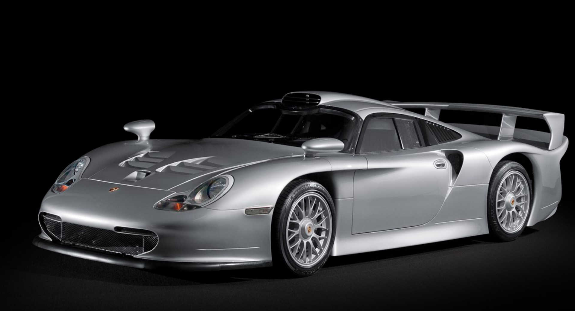 The Porsche 911 GT1 Straßenversion Is Another Unjustly Forgotten