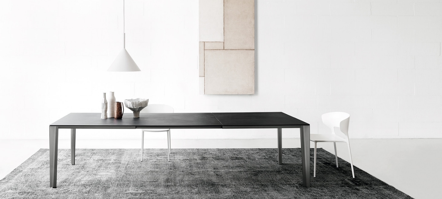 EXTRA＋ORDINARY - ダイニングテーブルに全員集合 | カッシーナ