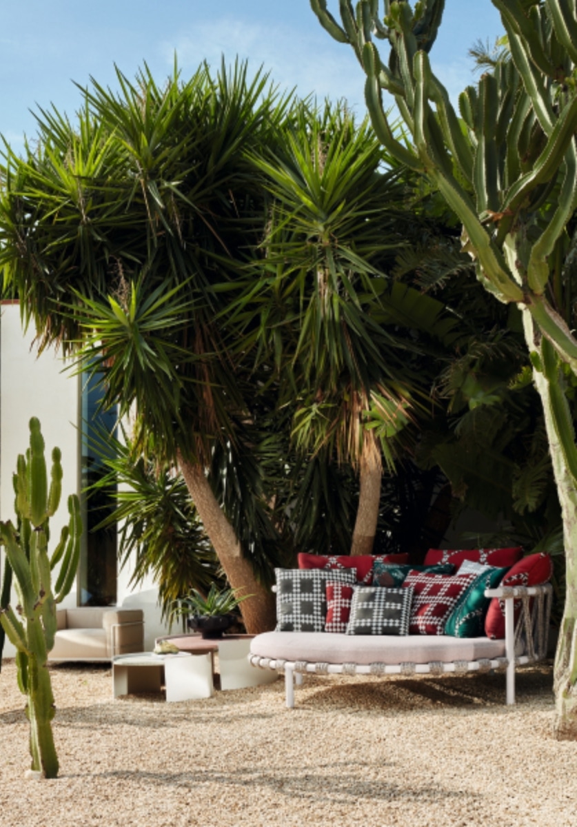 561 TRAMPOLINE（トランポリン デイベッド）Cassina | カッシーナ