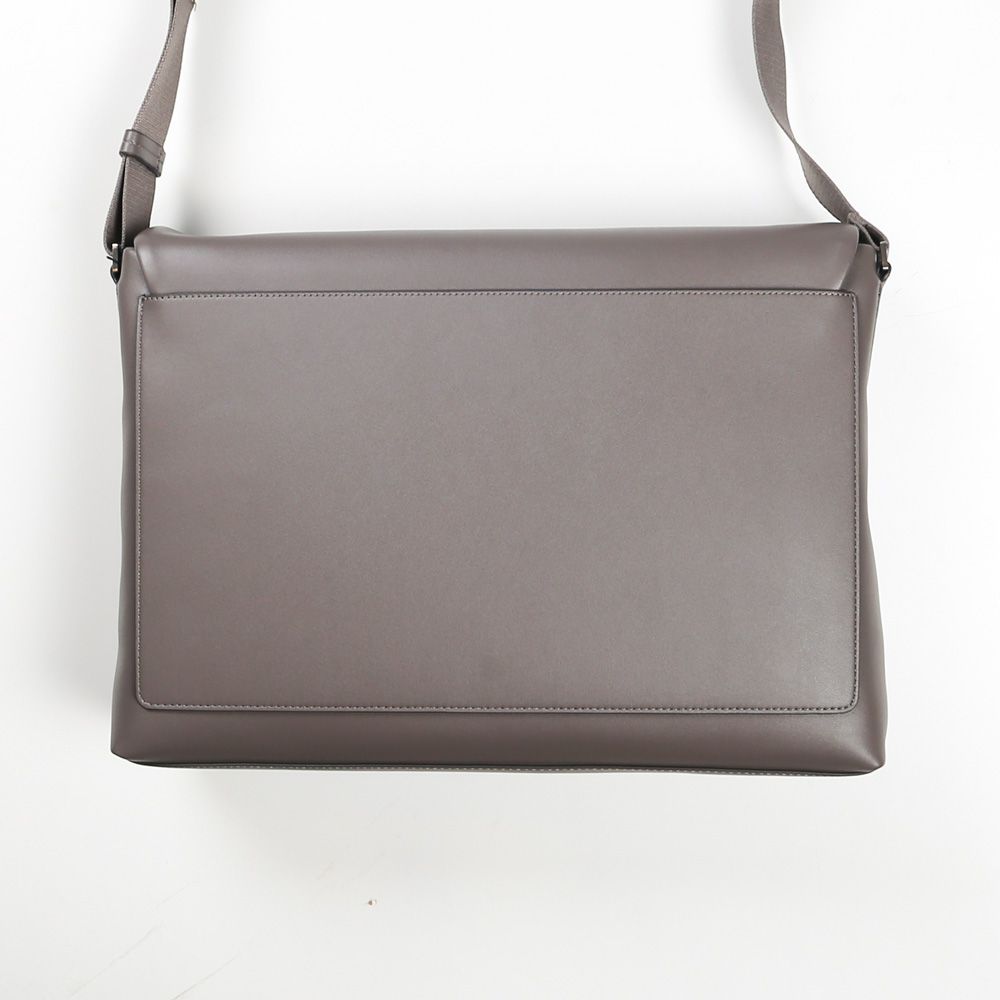 Calvin Klein Jeans - INSET MESSENGER 38 - DRIFTWOOD