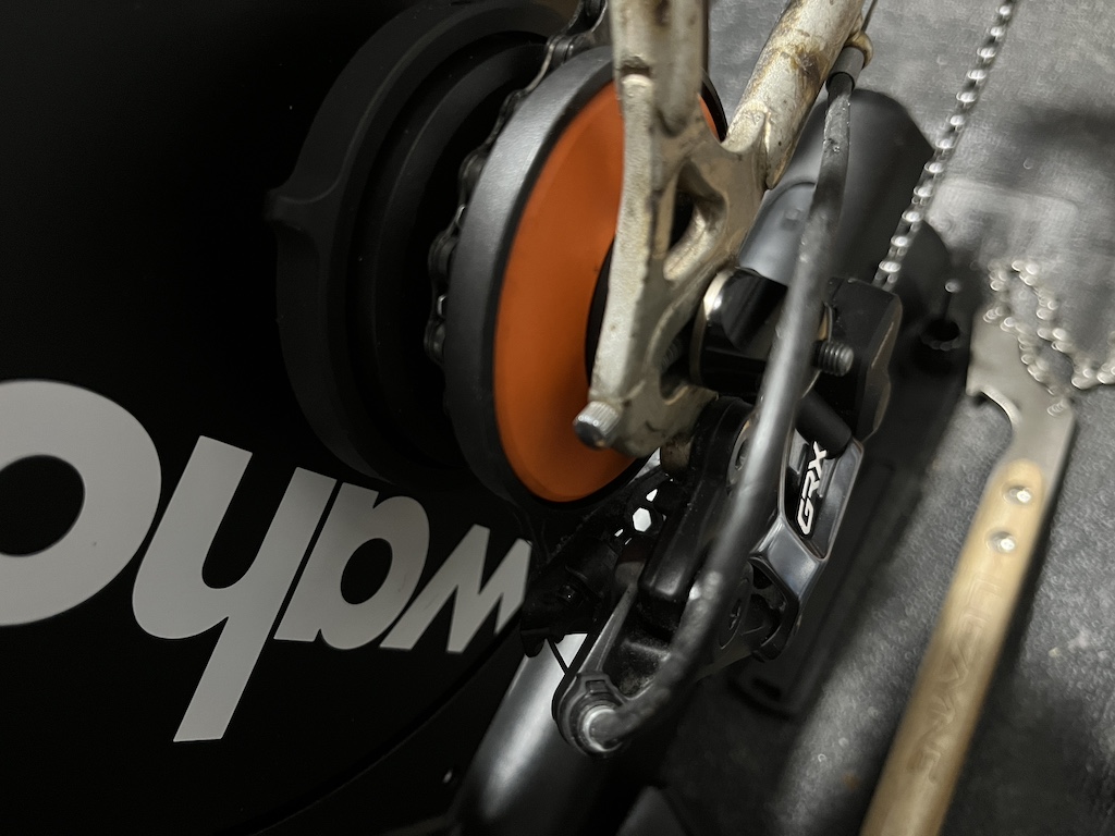 Zwift COG & CLICKレビュー – 静かでスムーズな新感覚のシフティング