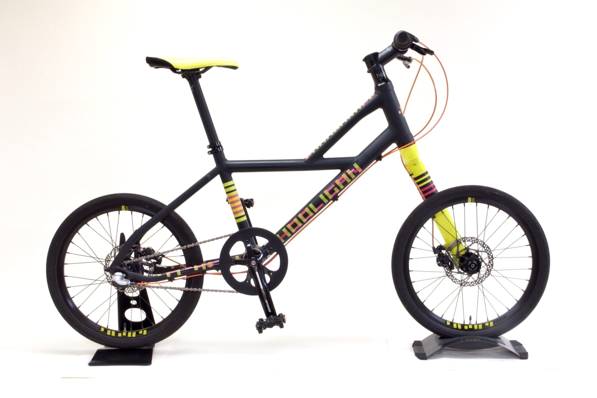 キャノンデール フリーガン 9速 キャノンデール フーリガン9 サクラ 1