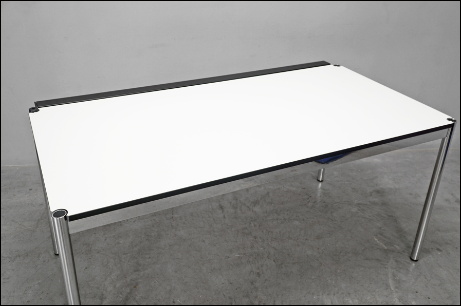 USM Haller Table(USM ハラーテーブル) ダイニング デスク ケーブル