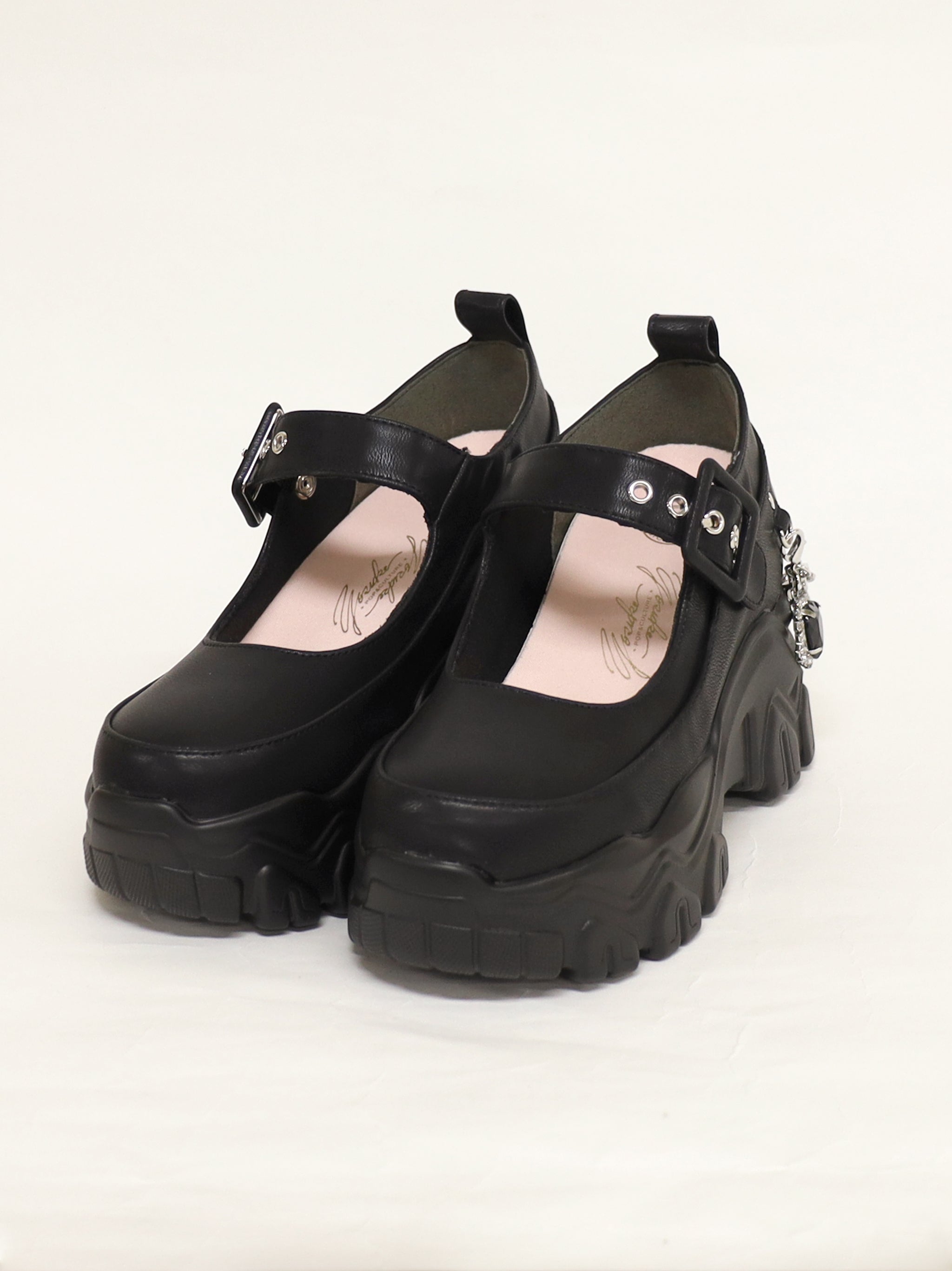 シューズ – Amavel（アマベル）公式サイト