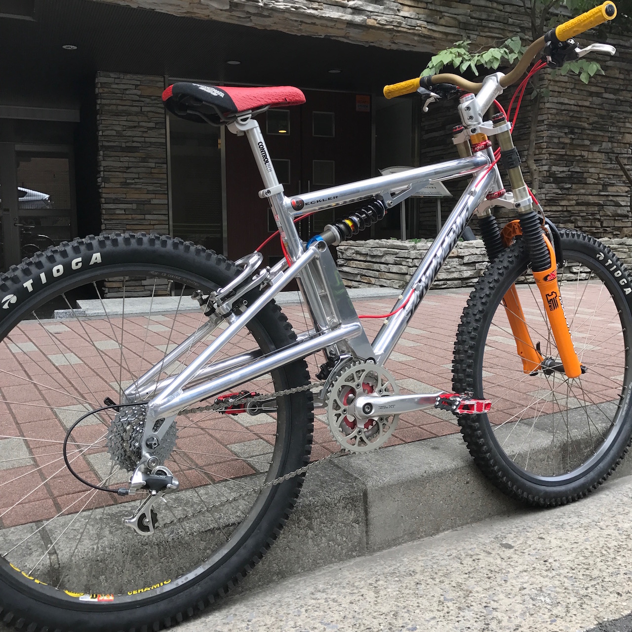 SANTA CRUZ Heckler サンタクルズ ヘクラー - Circle Traders