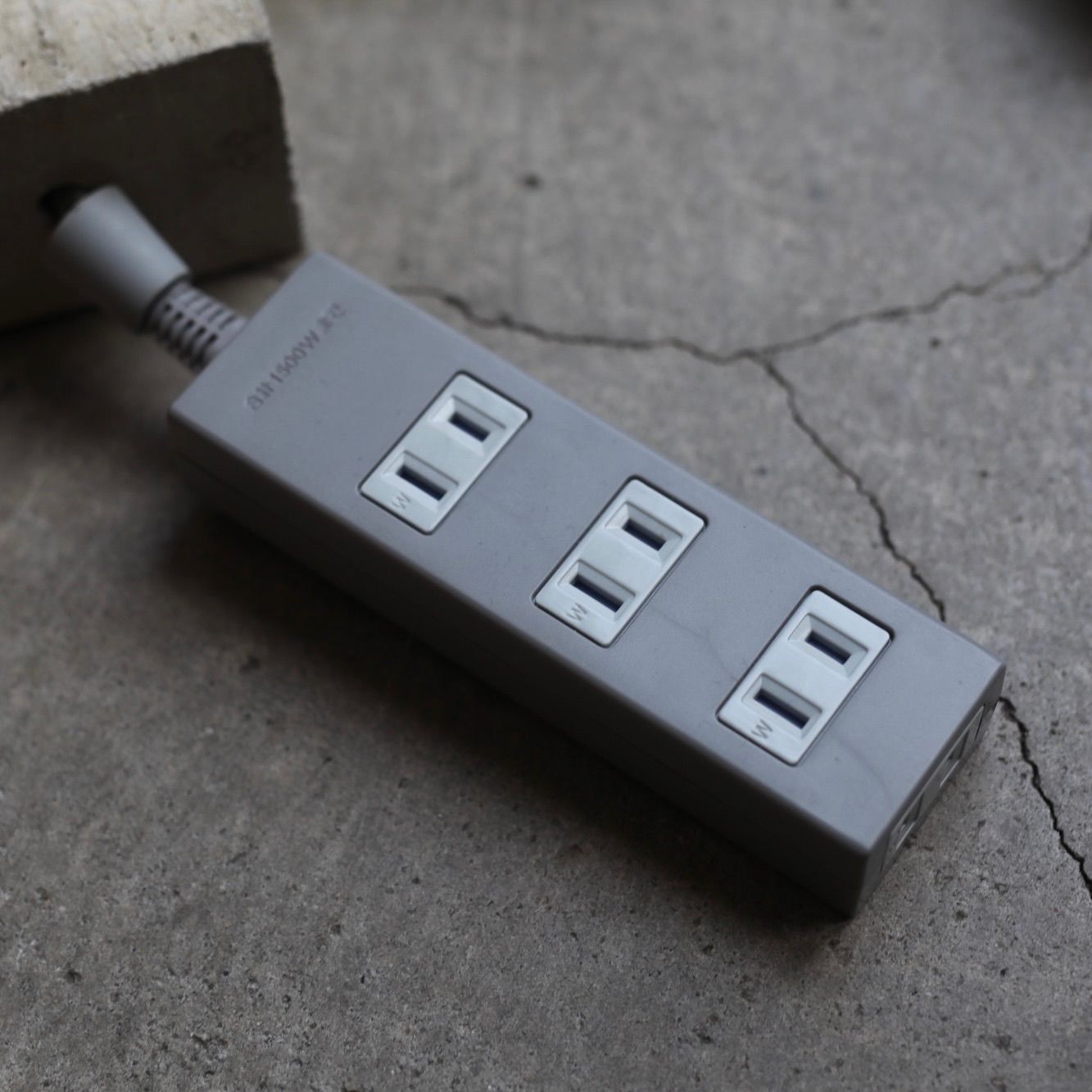 BLESS - 【残り一点】Cable Jewelry Concretebricks Multiplug_0.7m