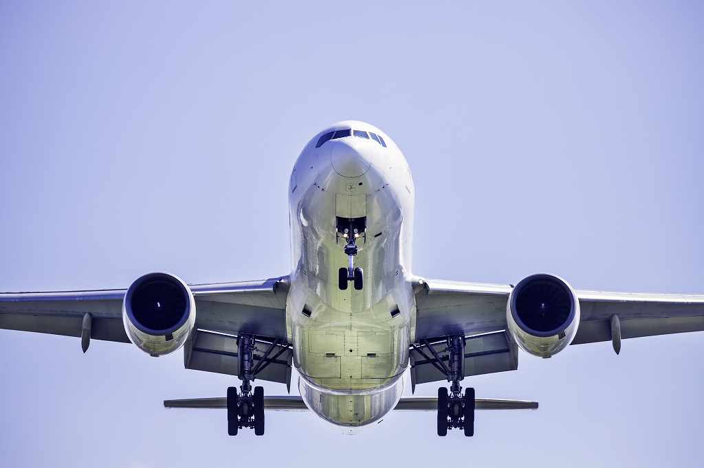 ジェットエンジンのタービンブレード加工にダイヤモンド工具｜ジェット