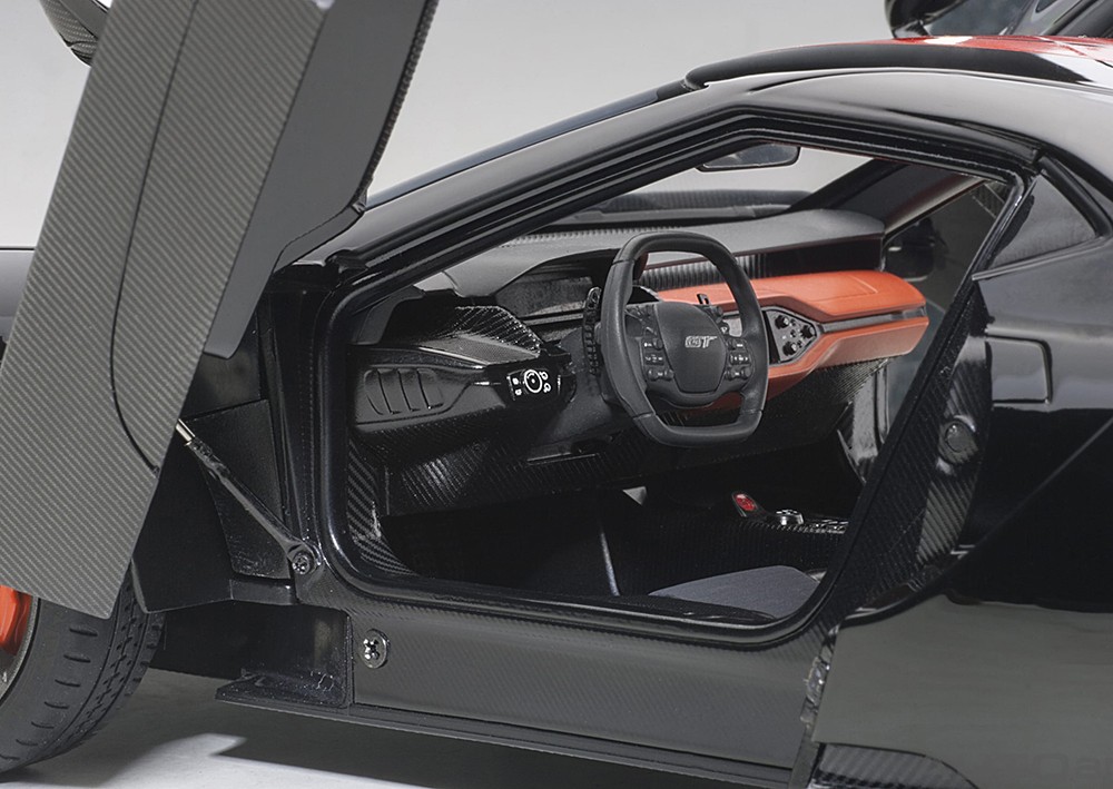 AUTOart Ford GT 1/18 ブラック/オレンジダイキャスト￼ AUTOart 1/18 フォード GT 2017 （ブラック／オレンジ・ストライプ