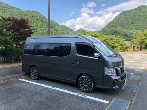 マルチシェード|アイズの高断熱サンシェード|キャラバン E26 / NV350