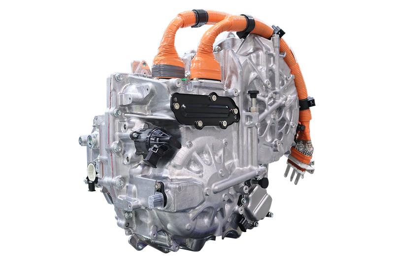 三菱自動車「エクスフォース」HEVにハイブリッドユニット採用<br