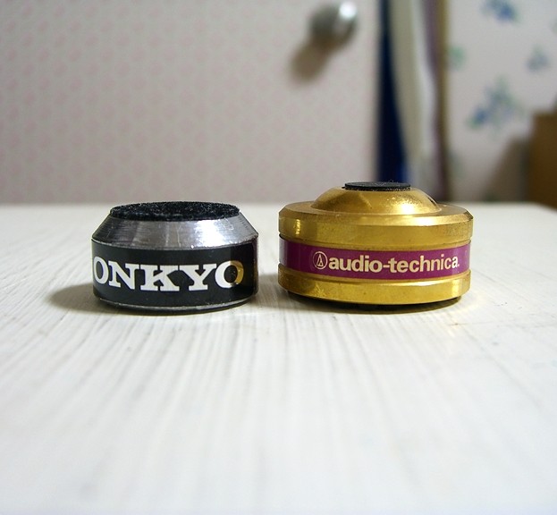 audio-technica AT6099 手軽に音質が向上出来る定番インシュレーターの