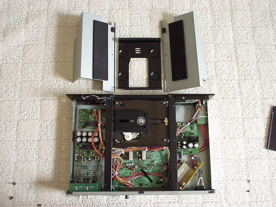 ベルトドライブCDプレーヤー CEC TL5100Z | 箱庭的ピュアオーディオ