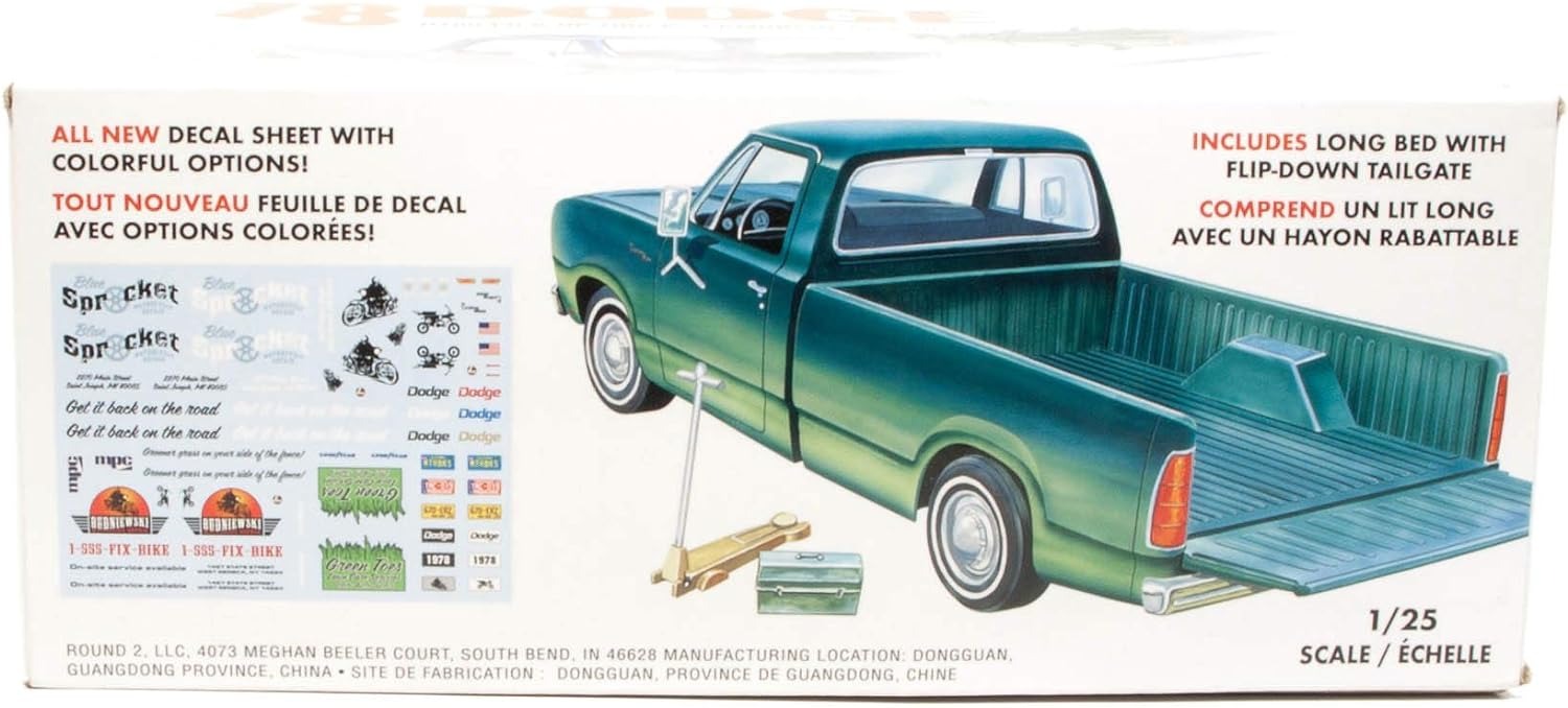 MPC 1978 Dodge D100 Custom Pickup (2T) Model Kit | MPC901M