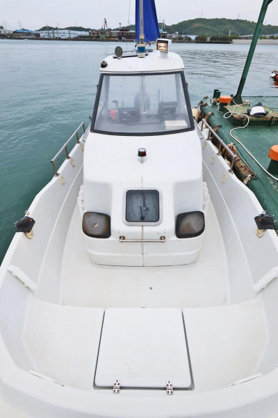 中古艇情報 ヤンマー FX26 F150船外機搭載 マルチスキャン・スパンカー