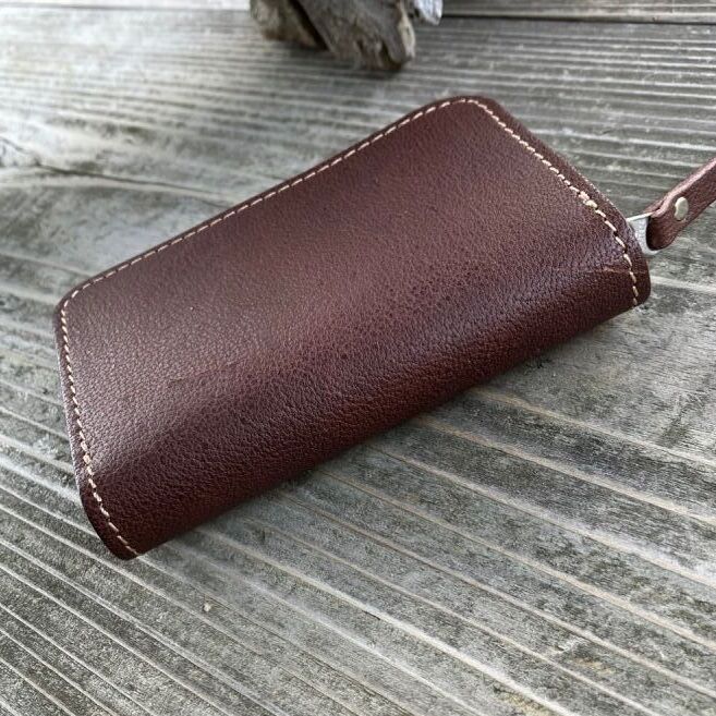 BELL'S SQUARE（ベルズスクエア） …【ツキノワグマ革】ポケットに