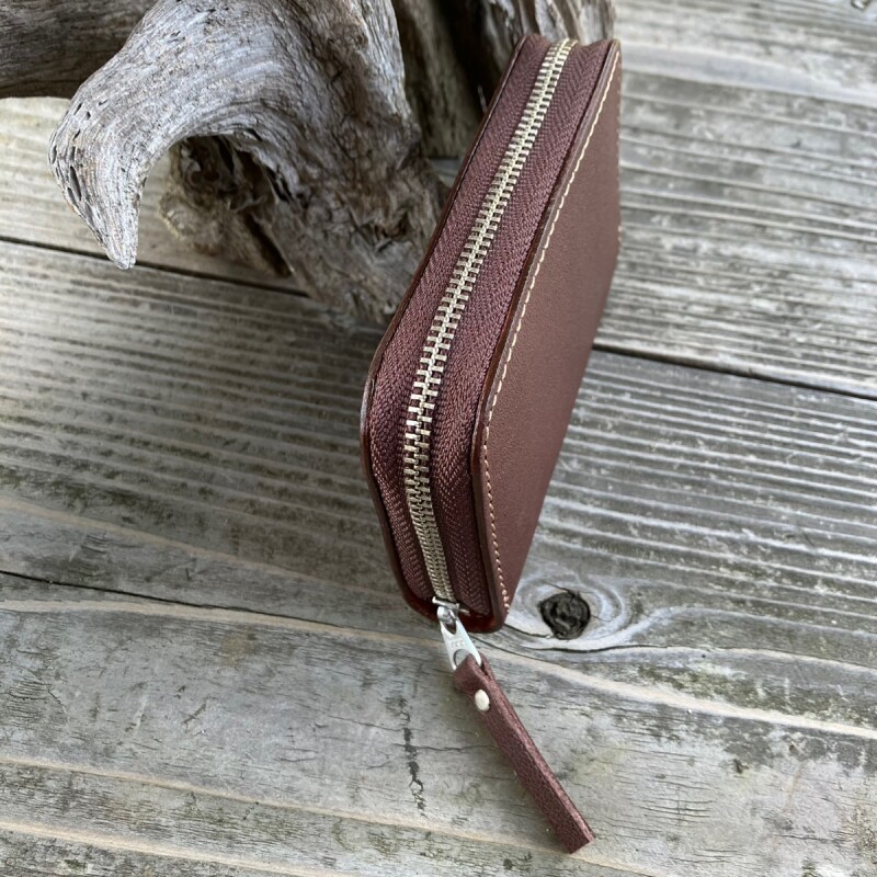 BELL'S SQUARE（ベルズスクエア） …【ツキノワグマ革】ポケットに