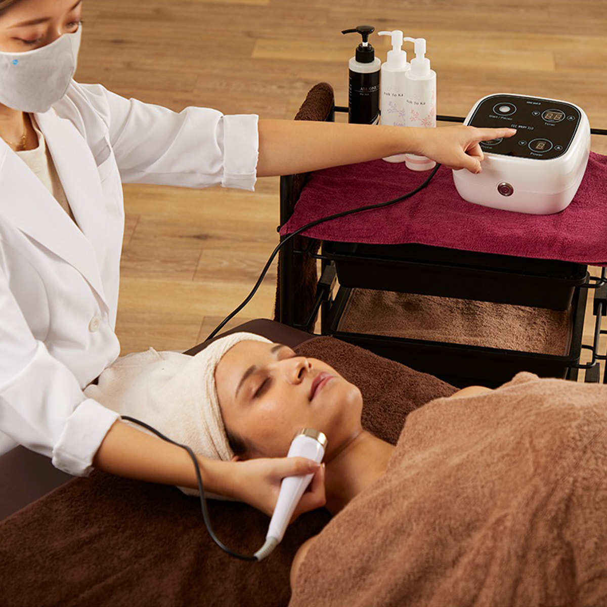 業務用高周波美顔器 mini pod-Rの卸・通販 | ビューティガレージ