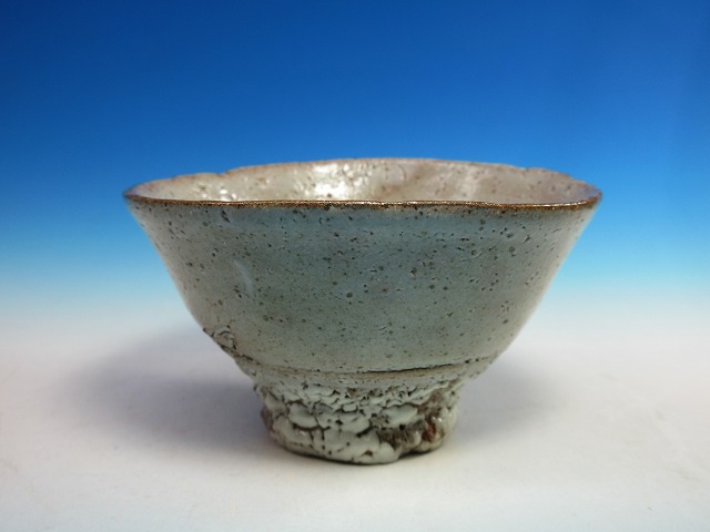 志野ぐい呑｜作家名：鈴木 健｜文錦堂 | 文錦堂