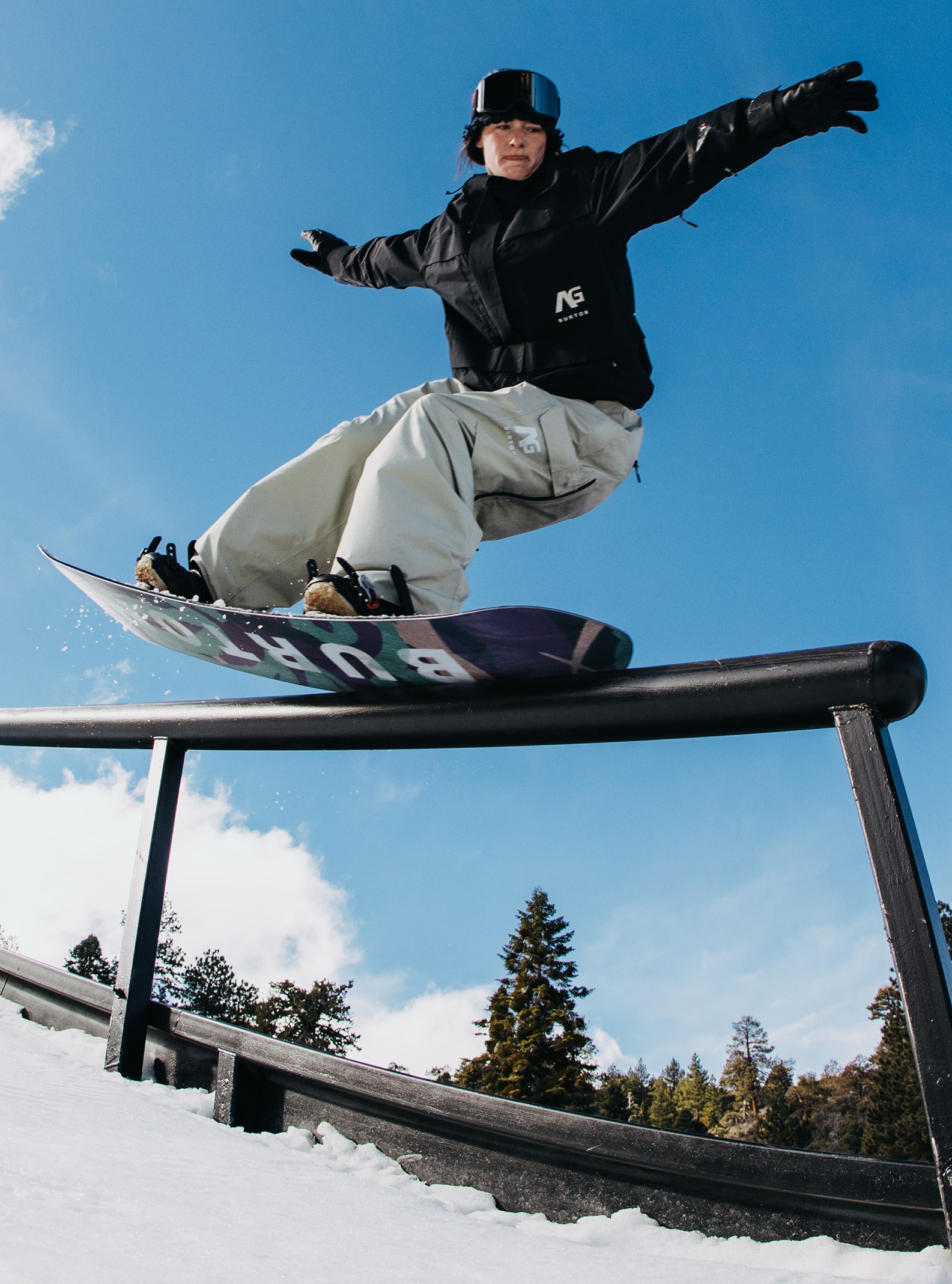 Burton バーキーパー キャンバー スノーボード | スプリング