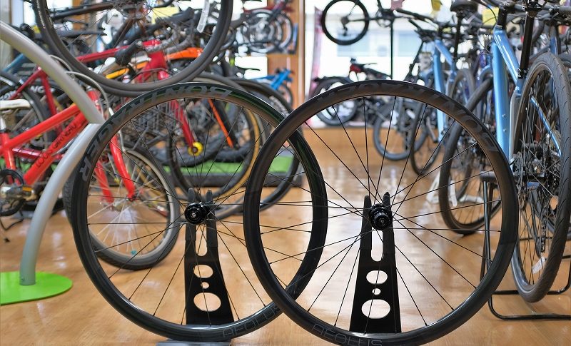 BONTRAGER Aeolus RSL 37 TLR Disc Road Wheel | BICYCLE PRO SHOP