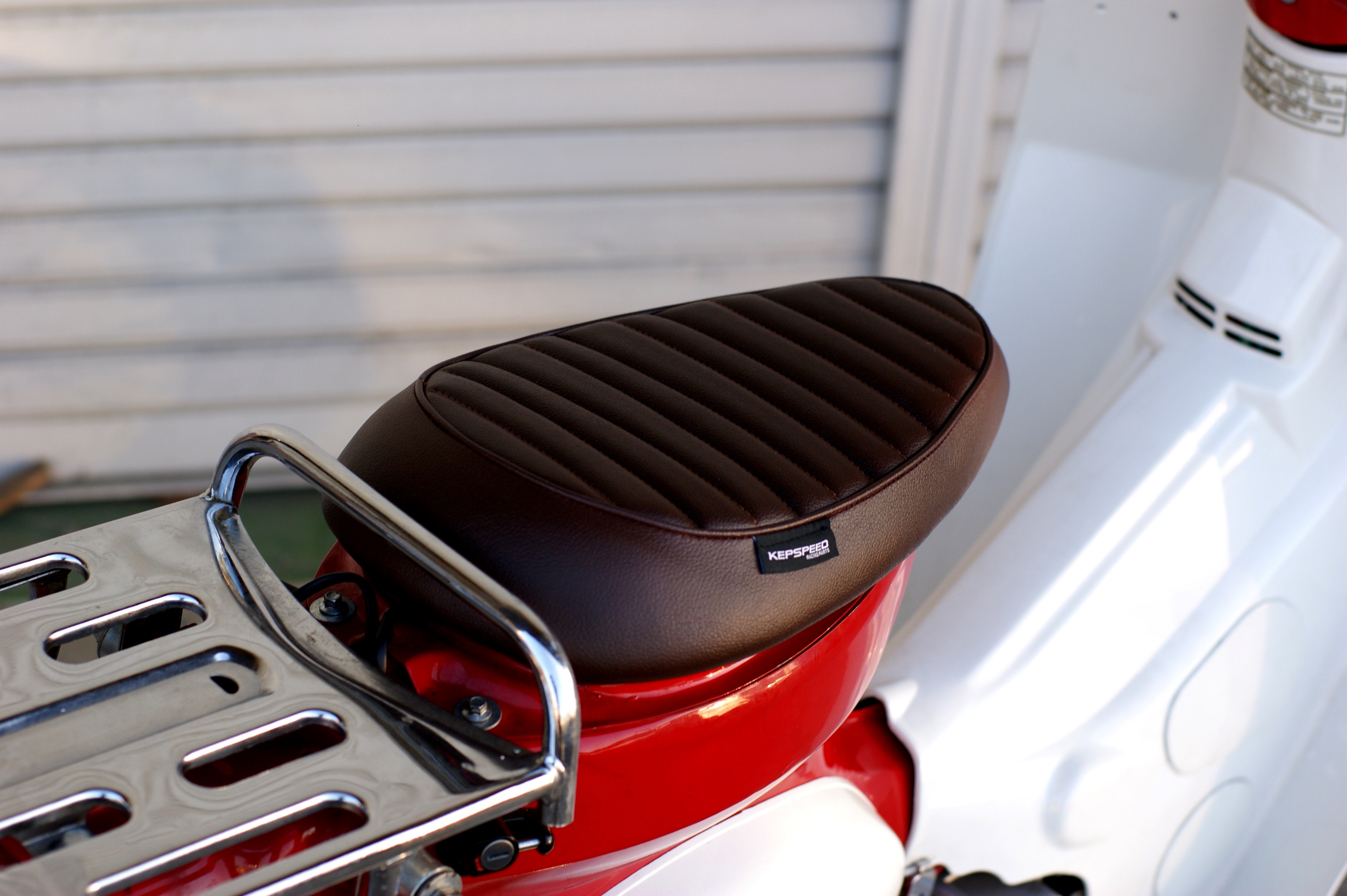 スーパーカブ用 タックロール カスタムシングルシート モンキーや