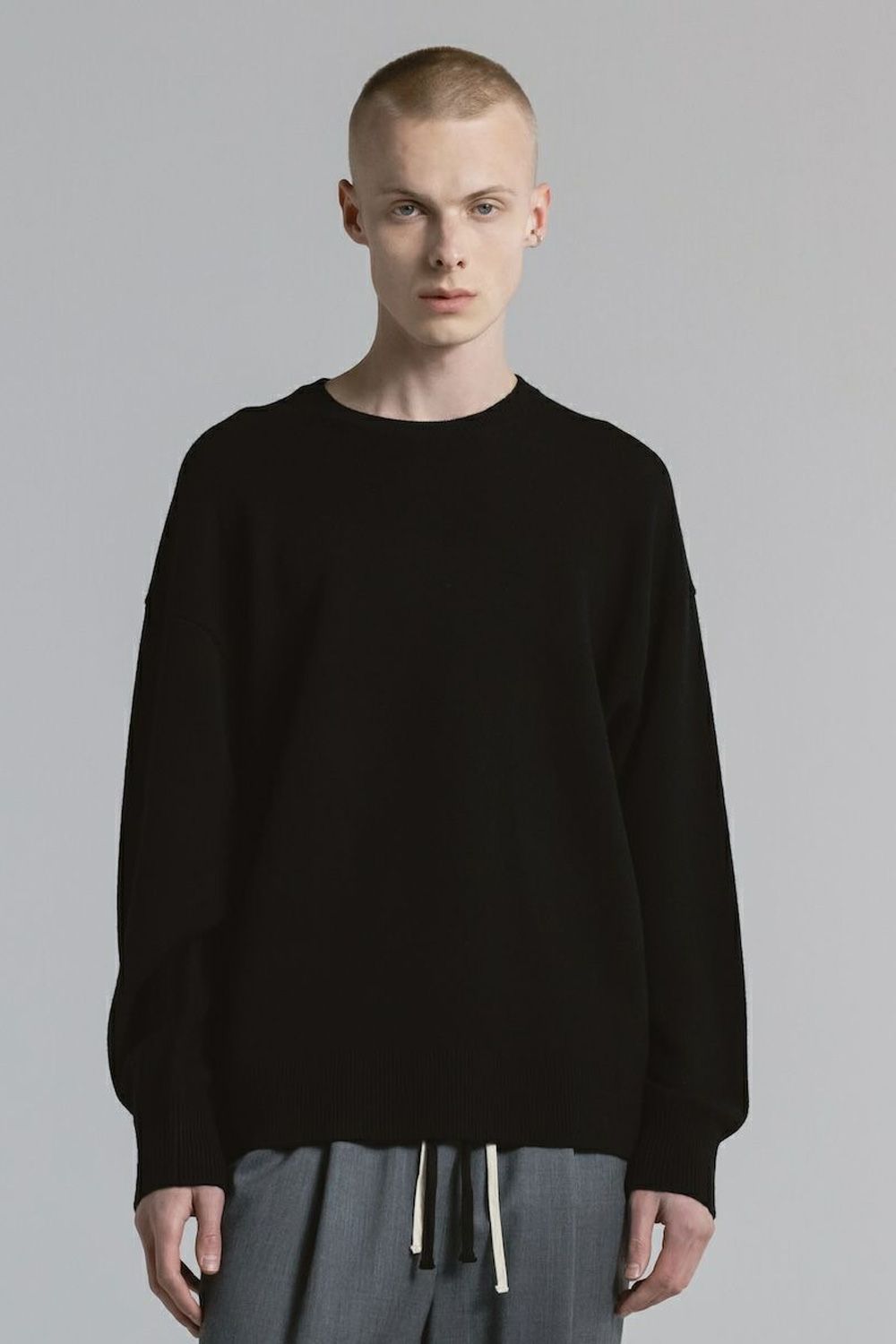 CINOH - CREW NECK KNIT / ウール クルーネック ニット (ブラック