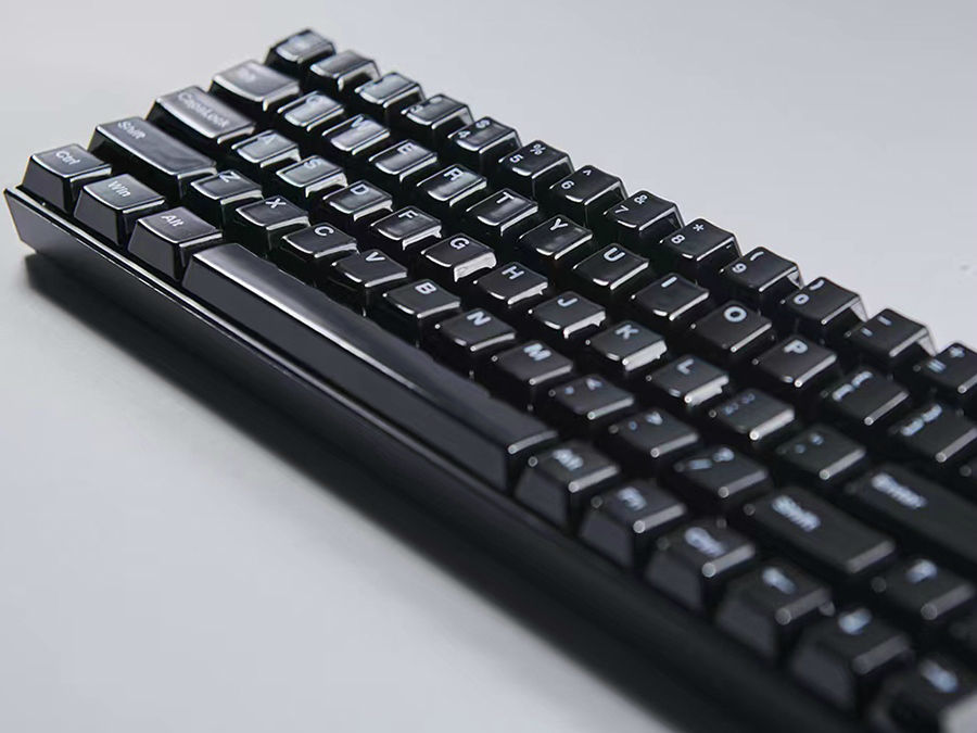 セラミック製の美しいキーキャップ「Cerakey」がMakuakeで先行予約受付