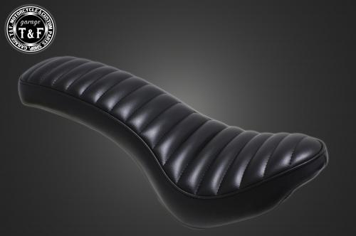 有限会社ガレージT&F / マグナ250 タックロールシート