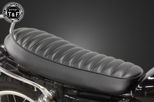 有限会社ガレージT&F / SR400 タックロールシート(Face-4)