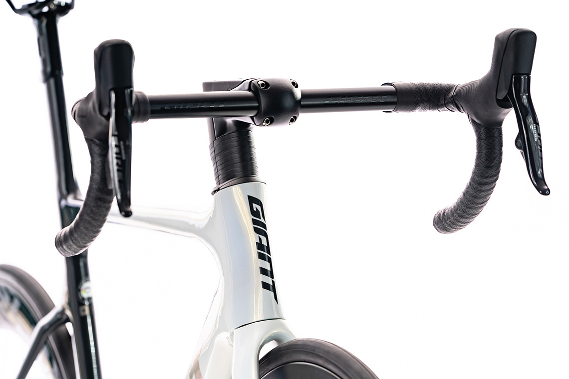 2020 GIANT Bicycles | PROPEL ADVANCED SL 1 DISC