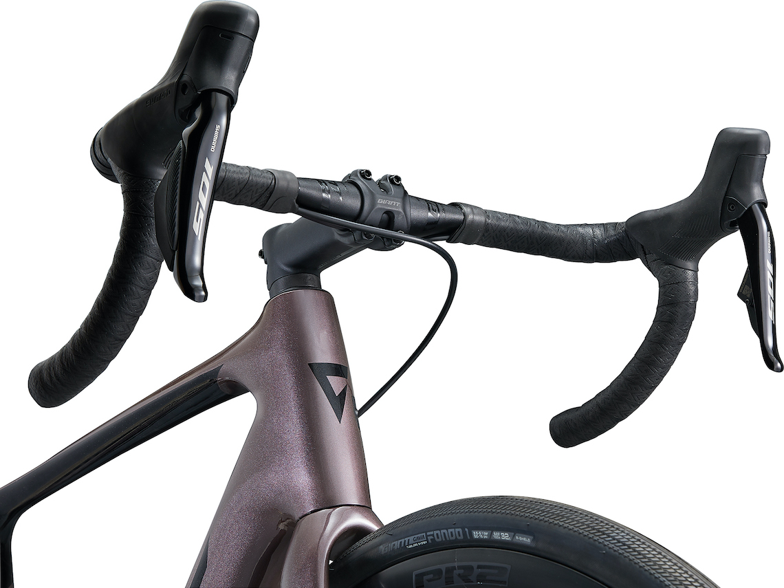 2023 GIANT Bicycles | DEFY ADVANCED 1