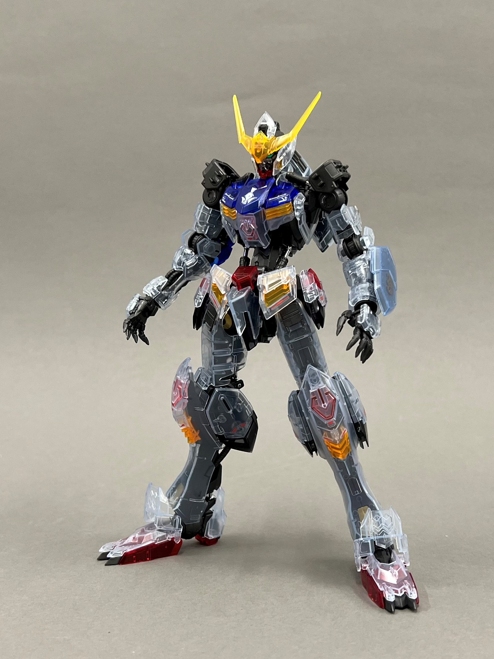 新商品紹介】MG 1/100 ガンダムベース限定 ガンダムF90[クリアカラー