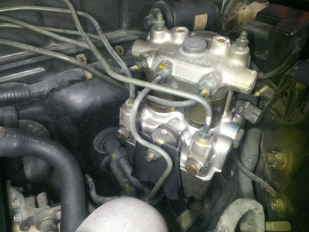 スカイライン GT-R BNR32 ABSユニット＆ハイキャスユニット配管交換