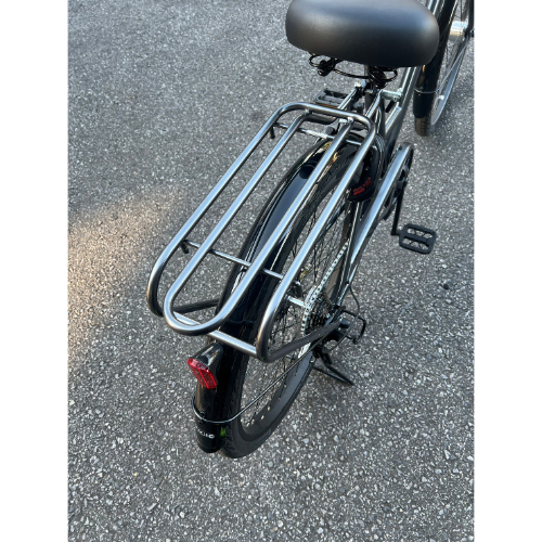 関東店舗受取限定】パンクしない ワイドタイヤ 自転車 GIガジェット 26