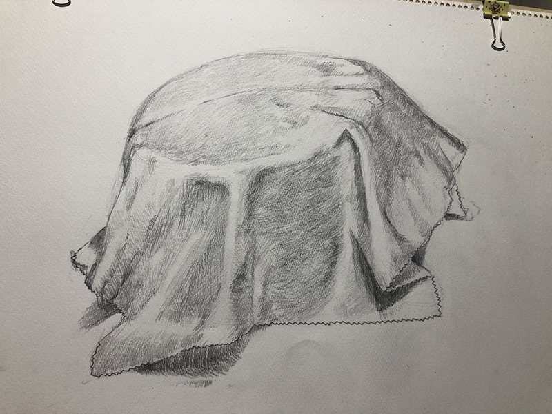 投稿デッサン添削「容器に布をかけた物のデッサン」