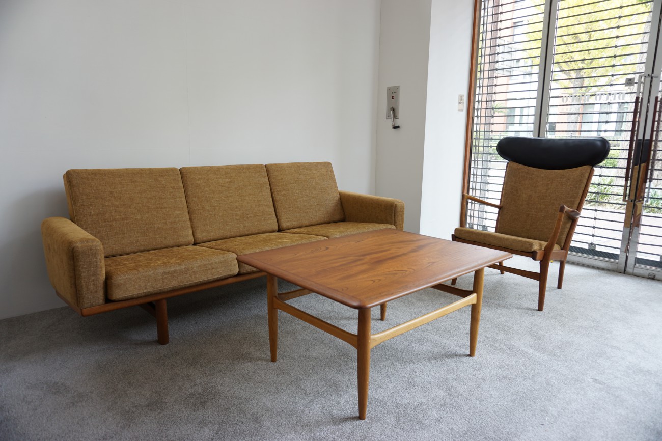 Hans J.Wegner GE236 sofa Oak GETAMA Gaston y Daniela / ハンス