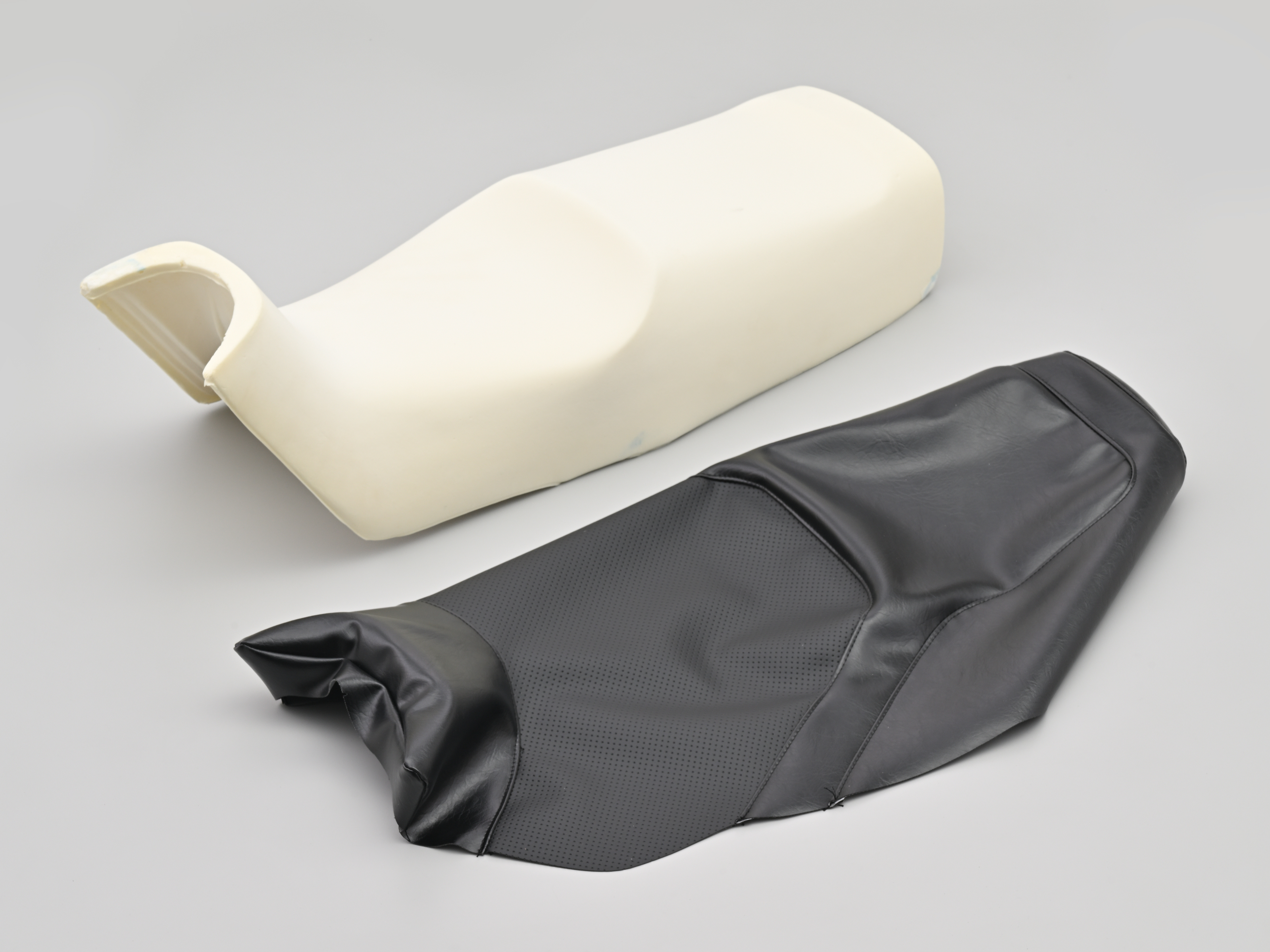 DAYTONA COZYシート（SC） GSX1100S/750Sカタナ（'94～'00） シート