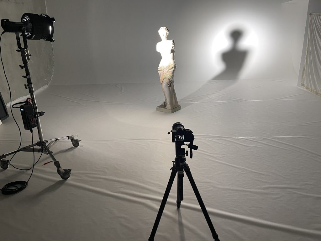 Aputure F10 Fresnel - 代官山スタジオグループ