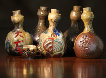 備前焼の世界的巨匠、安倍安人先生の大七徳利｜NEWS｜生もと造りの