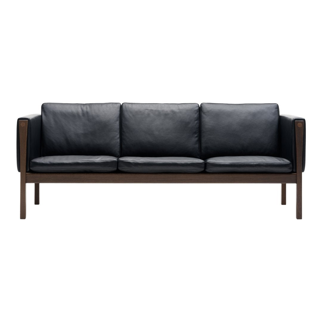 Wegner CH163 Sofa – Danish Design Store