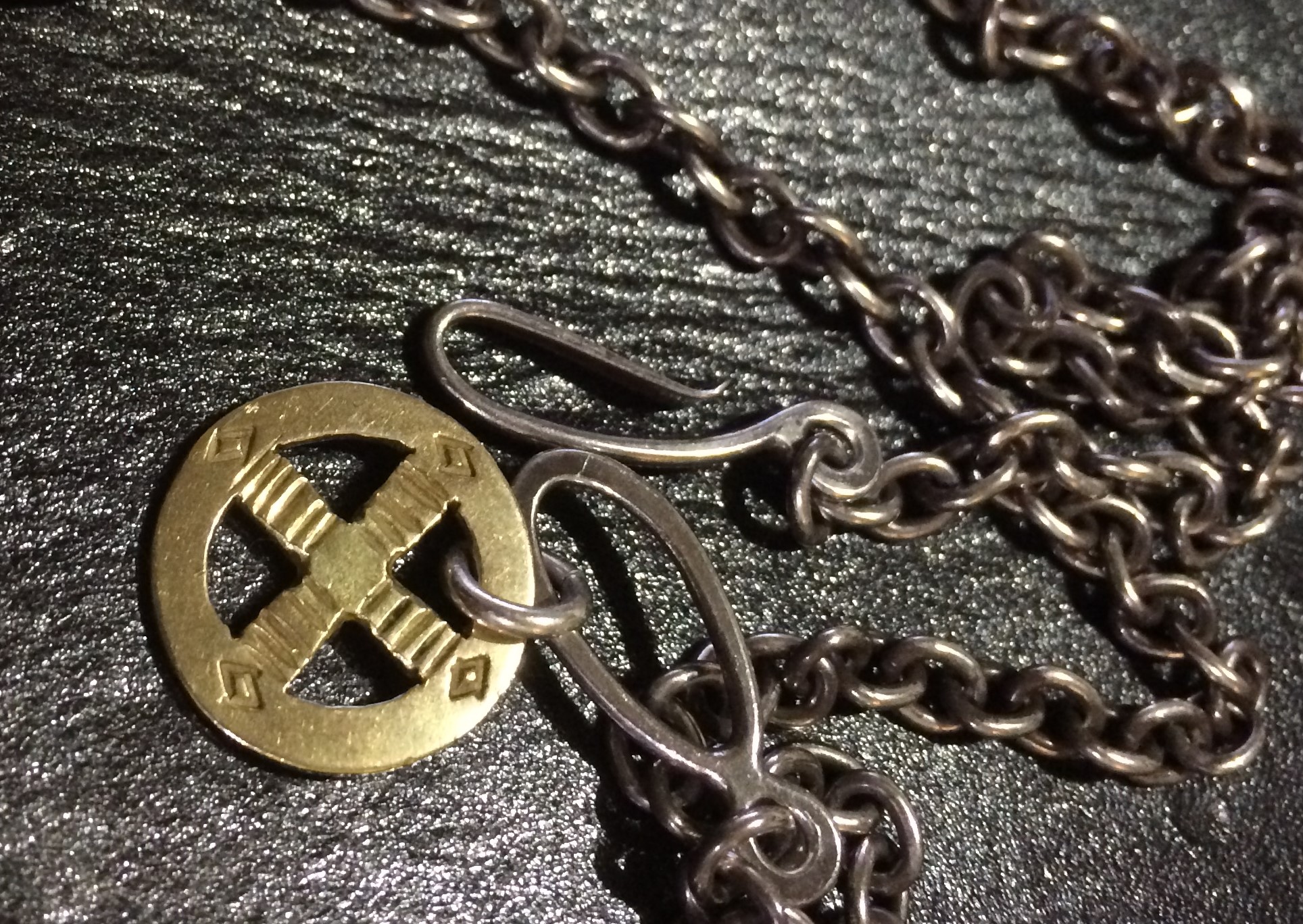 goro's (ゴローズ) [メディスンホイール結び方 2] / 今日より明日、僕