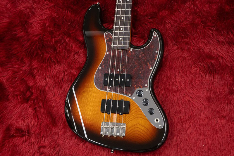 Retro Maniac Guitars／59 JB】新ブランドの第1弾はジャズ・ベースの