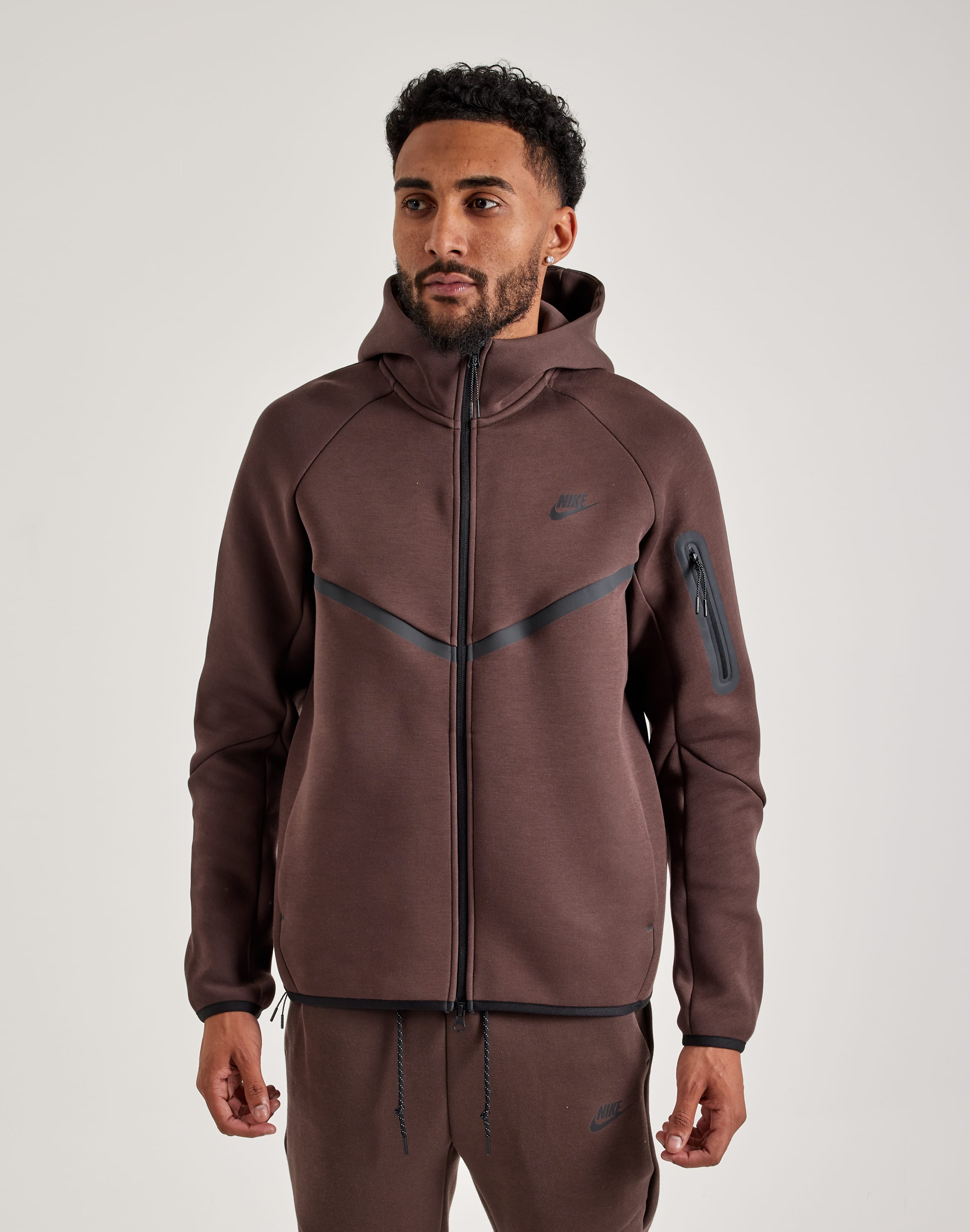 Nike Tech Fleece Windrunner Full-Zip Hoodie – DTLR