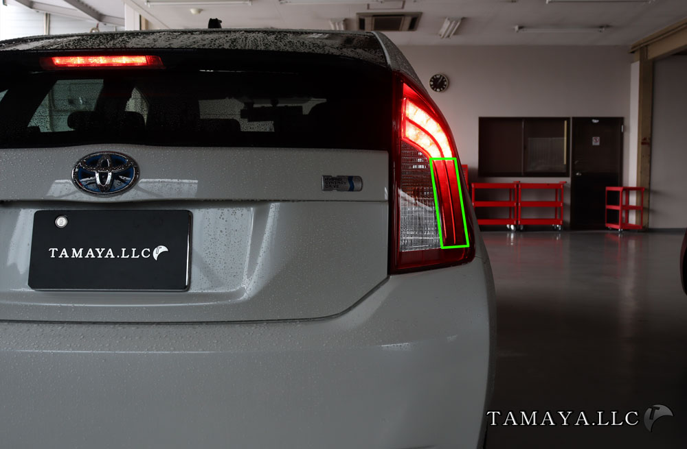 30プリウス後期 テールの光らない部分を | カスタムショップ【球屋】