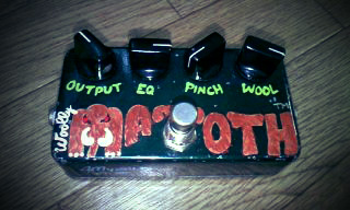 Z.Vex WOOLLY MAMMOTH」ベース用ファズエフェクターをレビュー | 魔法