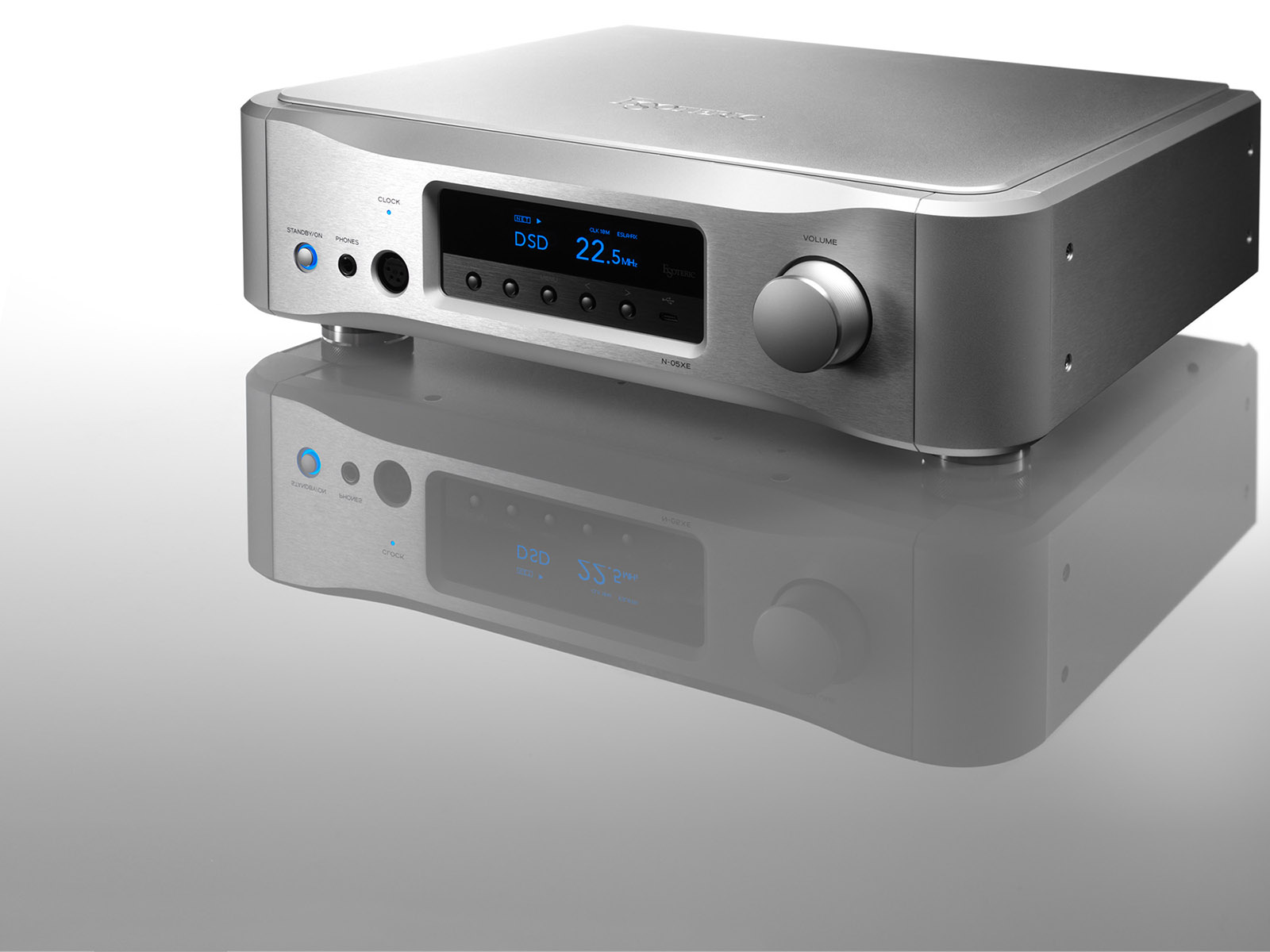 N-05XE | 製品トップ | エソテリック：日本のハイエンドオーディオ